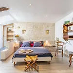 D'hotes Chez Jacques فندق مبيت وإفطار
