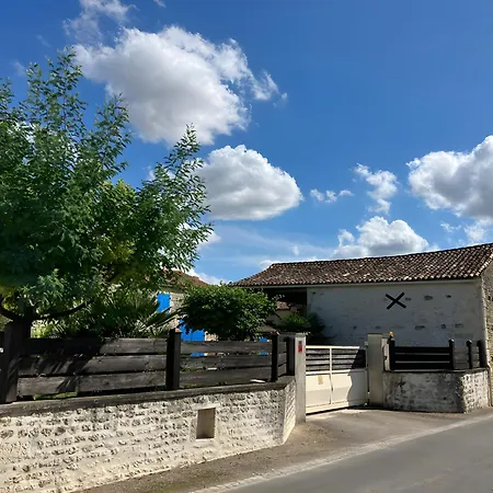 Bed and Breakfast D'hotes Chez Jacques 4*