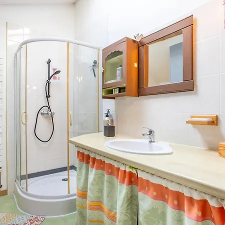 D'hotes Chez Jacques Bed and Breakfast Saint-Martin-de-Fraigneau