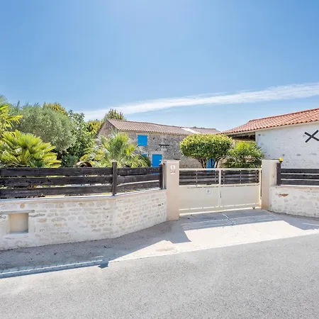 D'hotes Chez Jacques Saint-Martin-de-Fraigneau