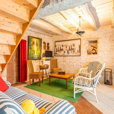 D'hotes Chez Jacques Bed and Breakfast Saint-Martin-de-Fraigneau