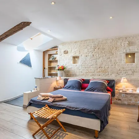 D'hotes Chez Jacques Bed and Breakfast