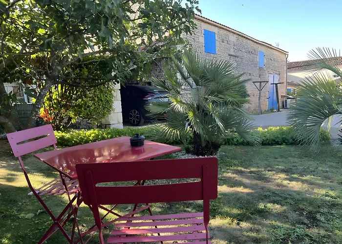 D'hotes Chez Jacques Frühstückspension Saint-Martin-de-Fraigneau