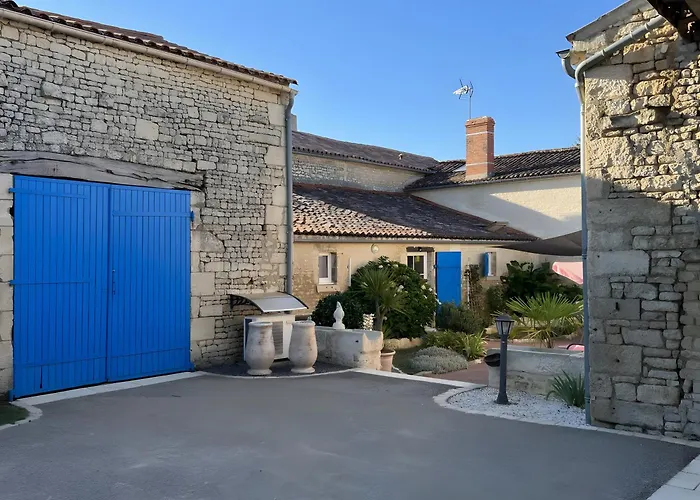 D'hotes Chez Jacques Saint-Martin-de-Fraigneau