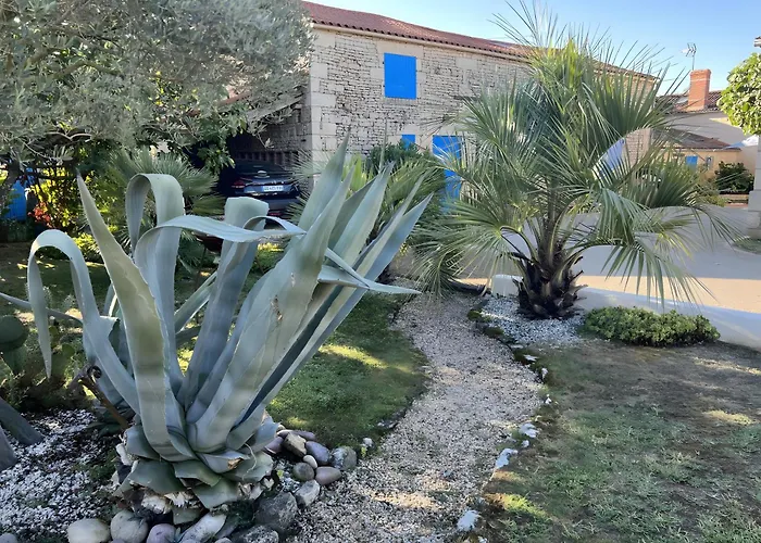 D'hotes Chez Jacques 4*