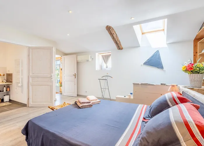 Frühstückspension D'hotes Chez Jacques 4*